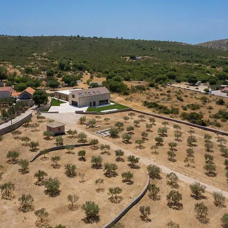 Ferienhaus Fur 10 Personen In Danilo, Dalmatien Norddalmatien *